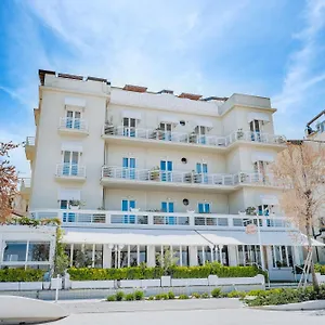 https://hotel-lungomare.emilia-romagnahotels.net